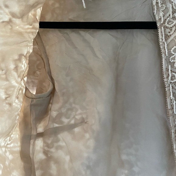 Cache Cream Textured Crop Top - Picture 11 of 11